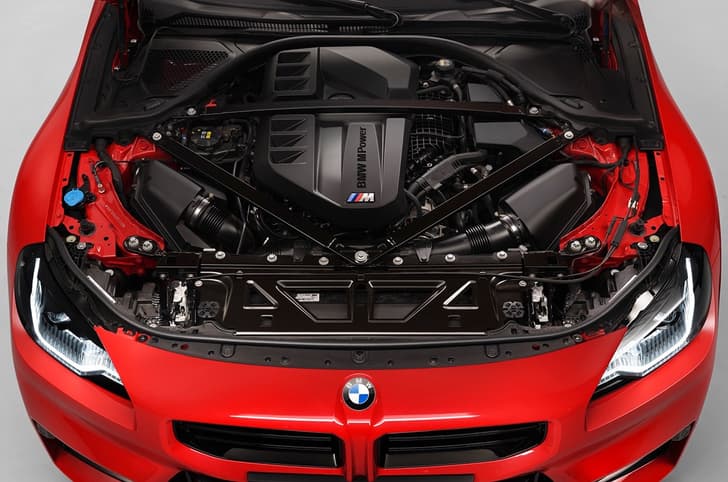 2023 BMW M2 engine.