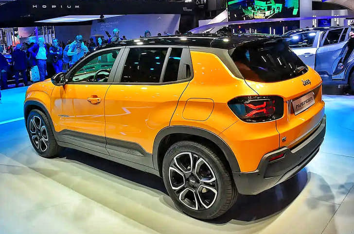 Jeep Avenger EV rear quarter