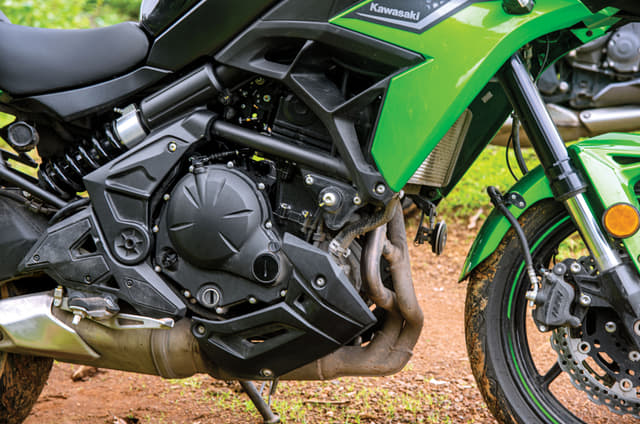 Kawasaki Versys 650 vs Triumph Tiger Sport 660 comparison