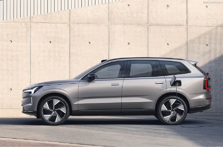 Volvo ex90 side 