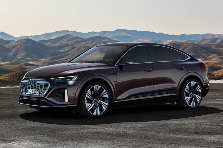 Audi Q8 Sportback e-tron front three quarter.