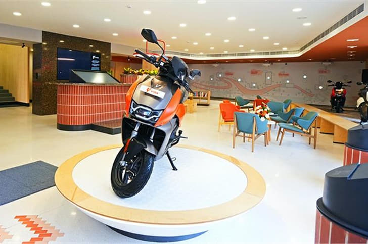 Vida V1 showroom