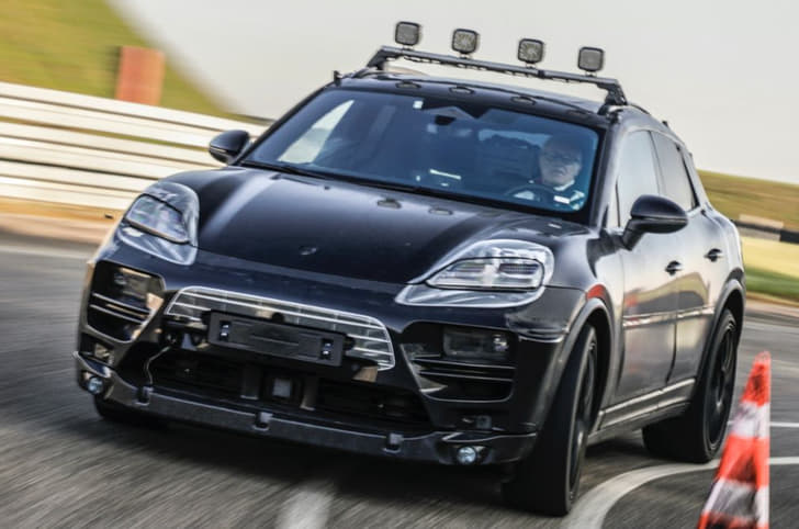 Porsche Macan EV