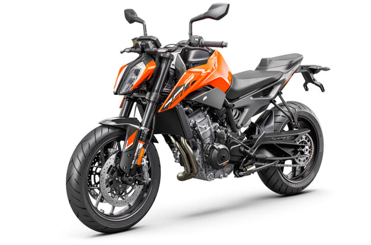 2023 KTM 790 Duke unveiled.