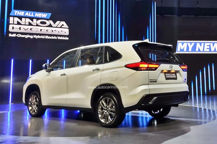 Toyota Innova Hycross rear quarter