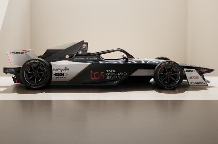 Jaguar I-Type 6 Formula E car side