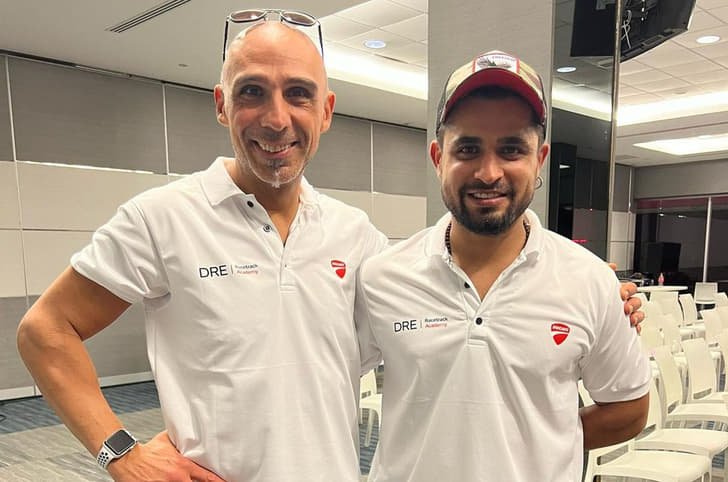 2022 Ducati Panigale V4 ridden by Dilip Lalwani breaks lap record at BIC.