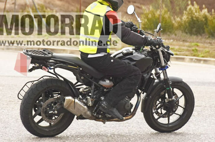 Royal Enfield 450cc naked bike spied testing.