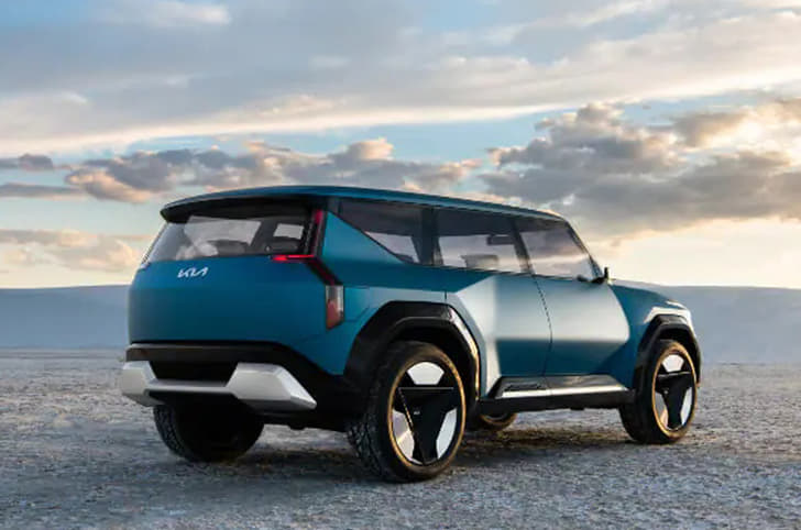 Kia EV9 rear quarter 