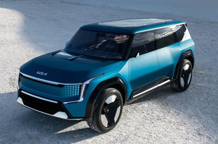 Kia EV9 front quarter 