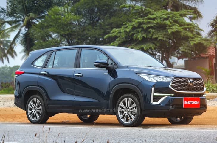 Toyota Hycross 