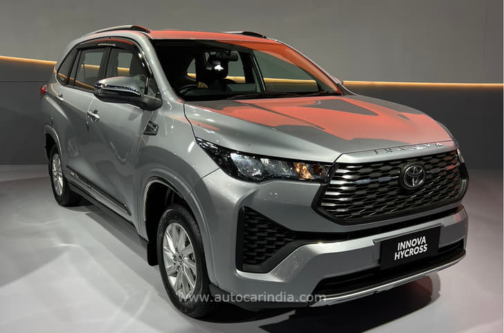 Toyota Innova Hycross Auto Expo 2023