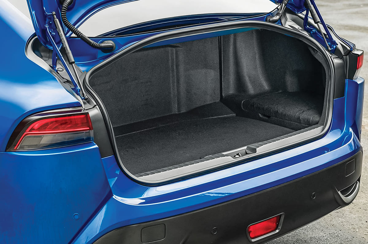 Toyota Mirai Fuel-Cell Vehicle (FCEV) review: price, exterior