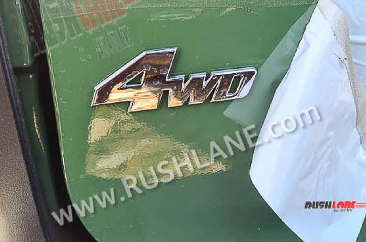 Mahindra Scorpio 4X4 Indian Amry badge