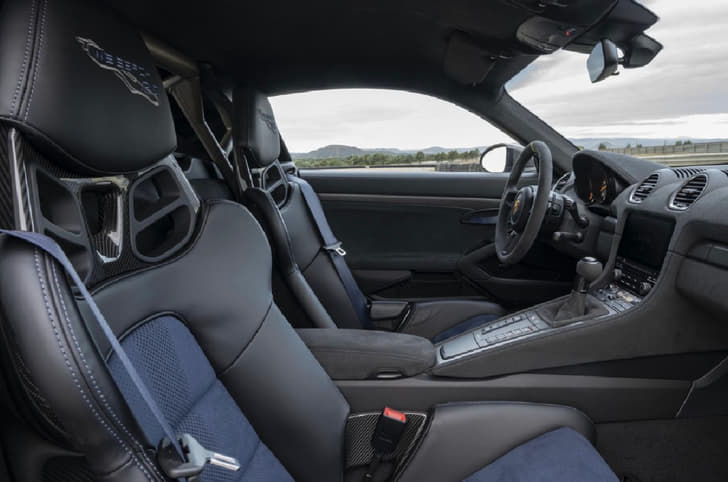 Porsche 718 Cayman GT4 RS interior