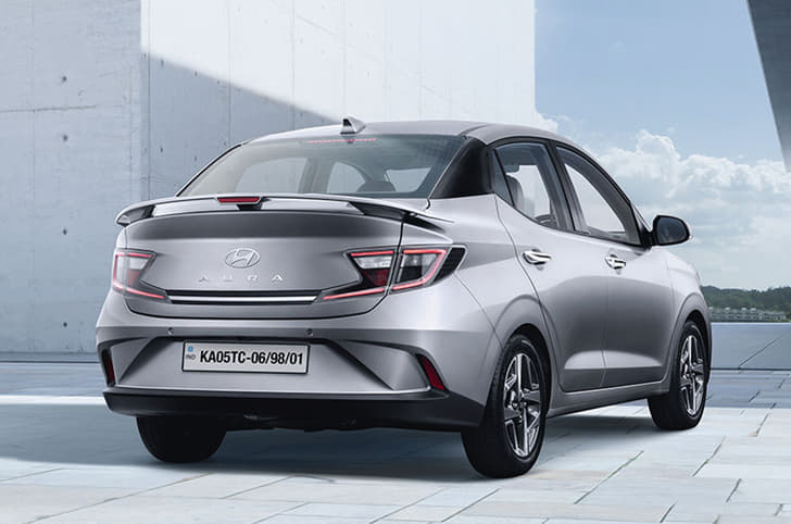 Hyundai Aura facelift rear quarter