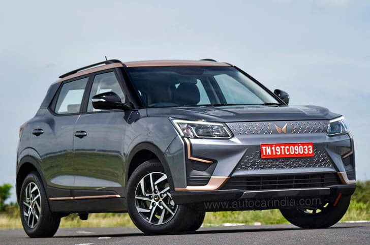 Mahindra XUV400 front quarter