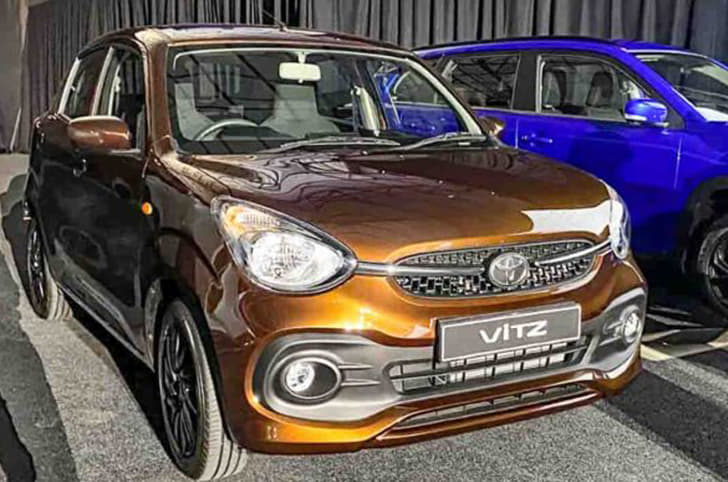 Toyota Vitz-Maruti Celerio front quarter