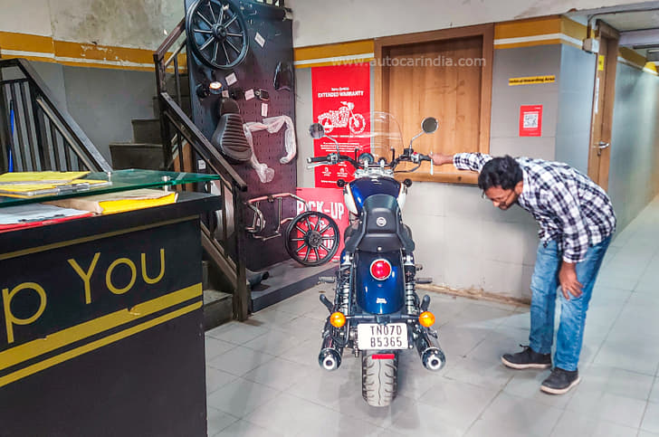 Royal Enfield Super Meteor 650 service cost