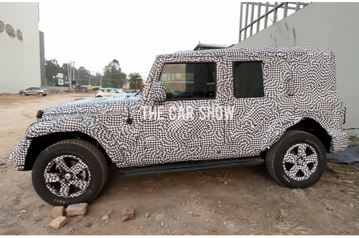 Mahindra Thar 5-door side profile spied