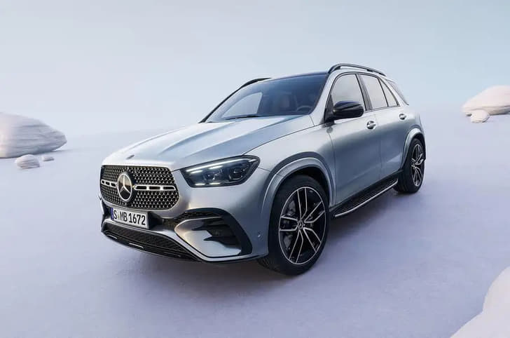 Mercedes-Benz GLE facelift front quarter