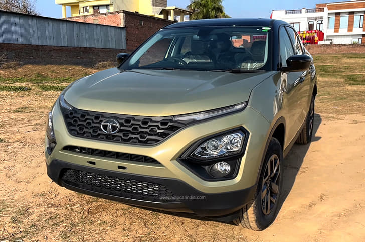 Tata Harrier front quarter