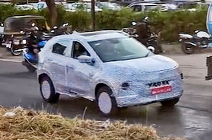 Tata Nexon facelift spied