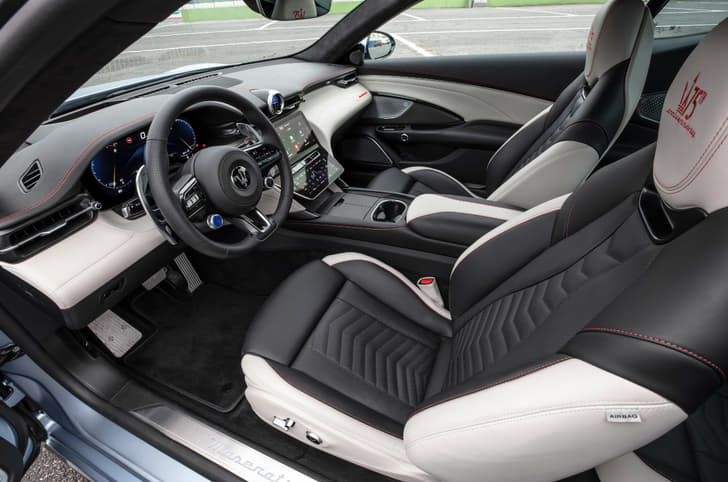 2023 Maserati Gran Turismo interior