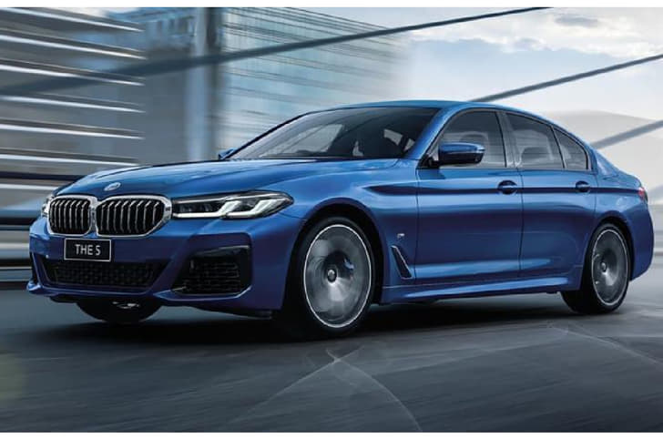BMW 520d M Sport front quarter