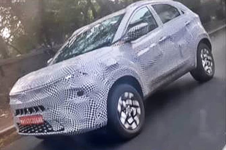 Tata Nexon facelift spied