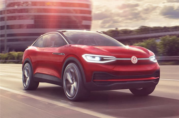Volkswagen ID Crozz Concept front tracking