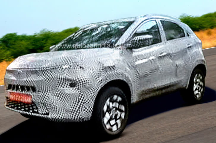 Tata Nexon facelift front quarter 
