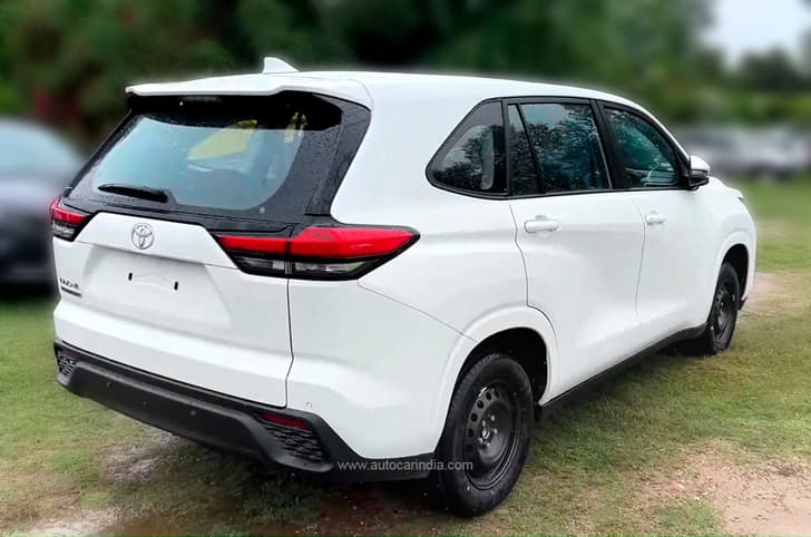 Toyota Innova Hycross MPV rear quarter
