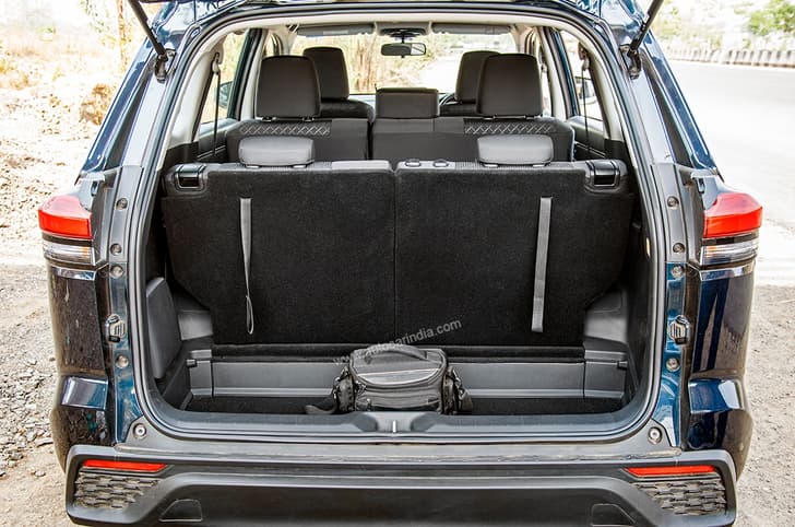 Toyota Innova Hycross petrol CVT boot