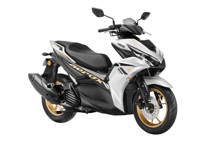 Yamaha Aerox 155 silver