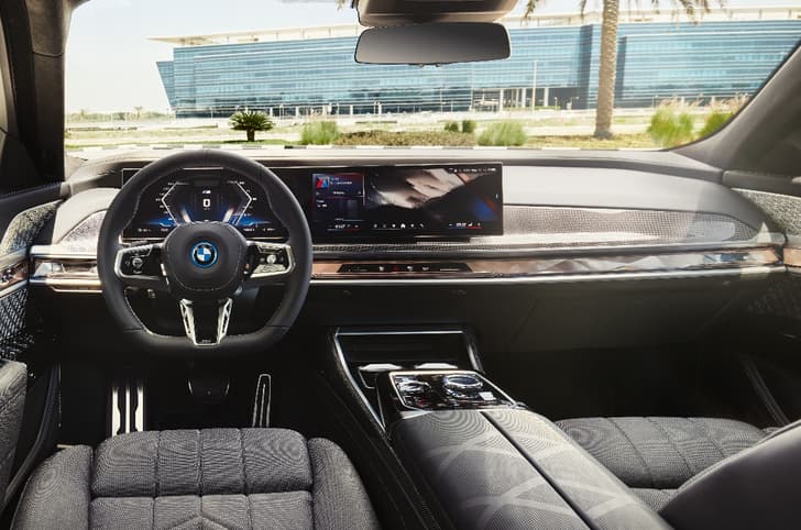 BMW i7 M70 interior