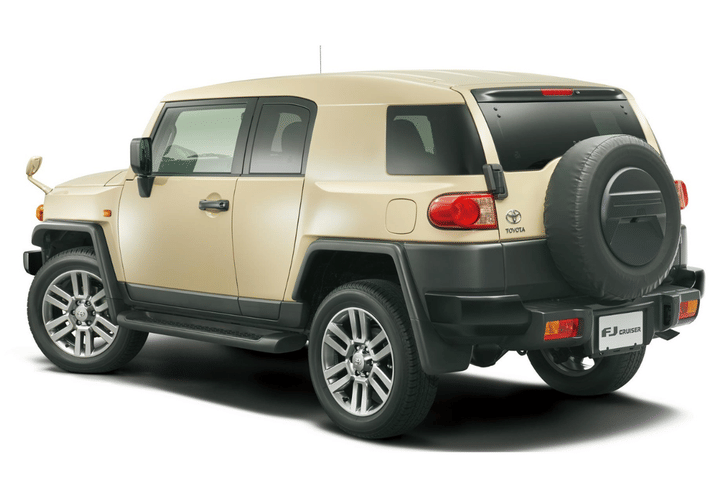 Toyota FJ Cruiser Final Edition  rear 