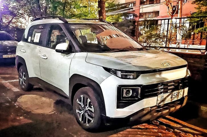 Hyundai Exter Front view 