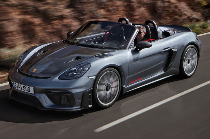 Porsche 718 Spyder RS front