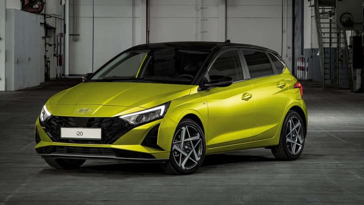 Hyundai i20 facelift front.