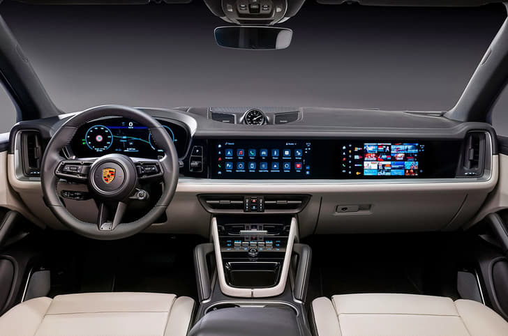 Porsche Cayenne facelift interior