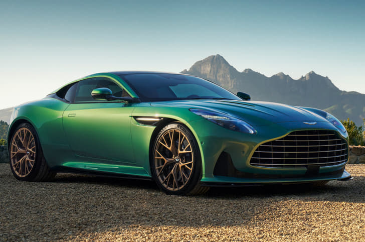 Aston Martin DB12