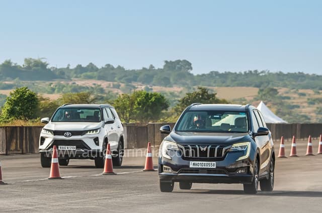 Mahindra XUV700 vs Toyota Fortuner Legender drag race: The 200hp club