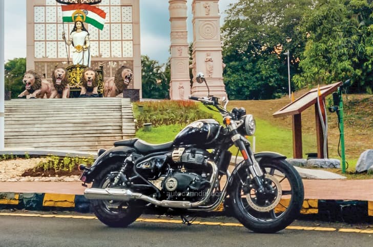 Royal Enfield Super Meteor price, issues, mileage, engine heating, comfort.