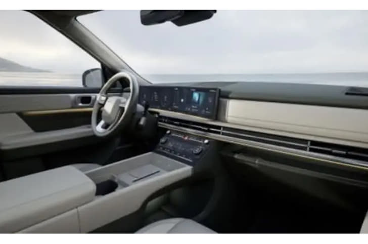 Next-gen Hyundai Sante Fe interior Next-gen Hyundai Sante Fe interior