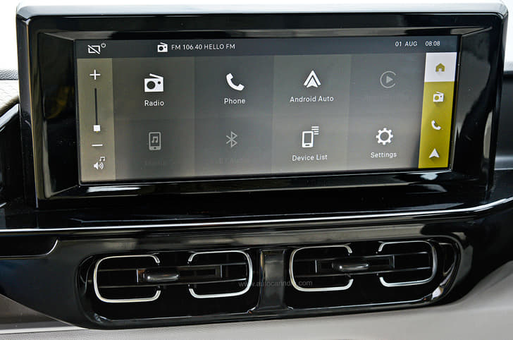 Citroen C3 Aircross touchscreen