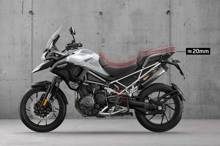 Triumph Tiger 1200 can now lower seat height at low speeds