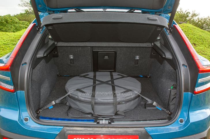 Volvo C40 Recharge boot