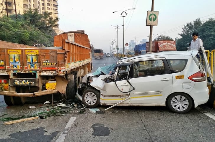 Maruti Ertiga accident Maruti Ertiga accident