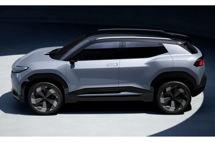 Toyota Urban SUV concept side profile Toyota Urban SUV concept side profile
